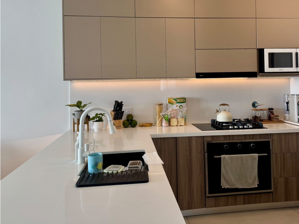 SE ALQUILA APARTAMENTO EN WATERS ON THE BAY 130 M2 CON VISTA AL MAR - 3