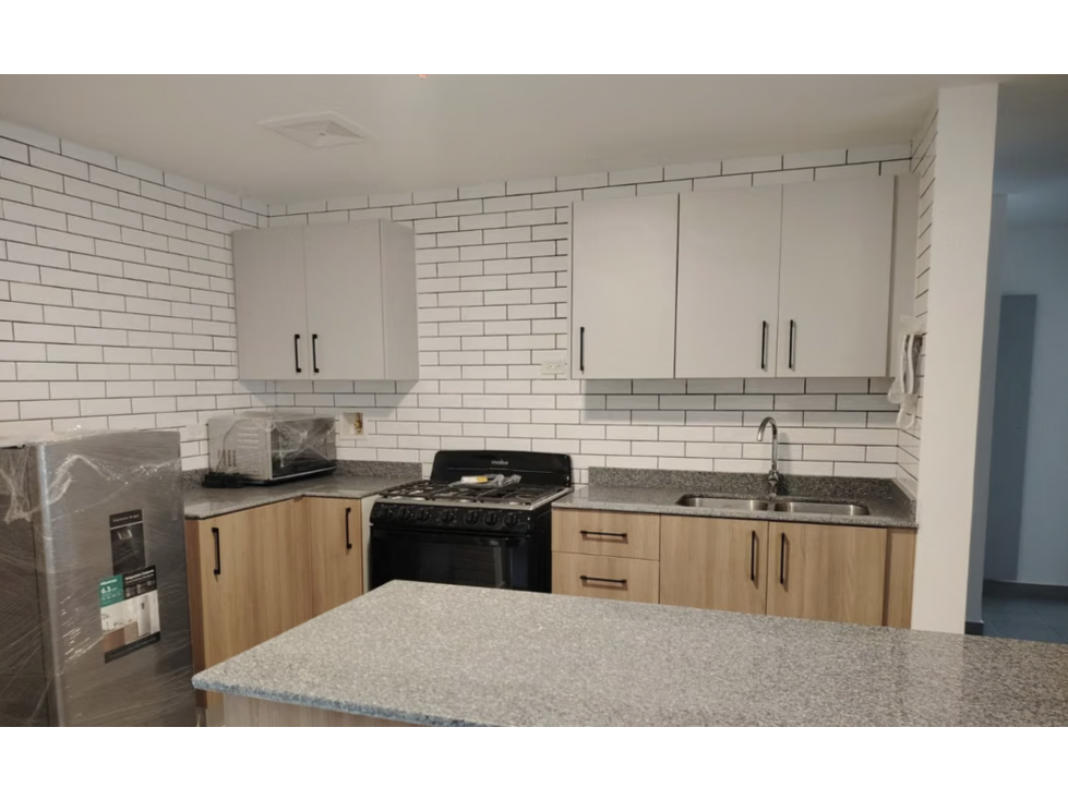 SE ALQUILA APARTAMENTO EN COSTA VERDE PH THE DISTRIC 99M AMOBLADO