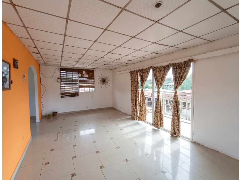 SE VENDE CASA ALCALDE DIAZ SAN LORENZO 325M 4 HABITACION 2 NIVELES - 4