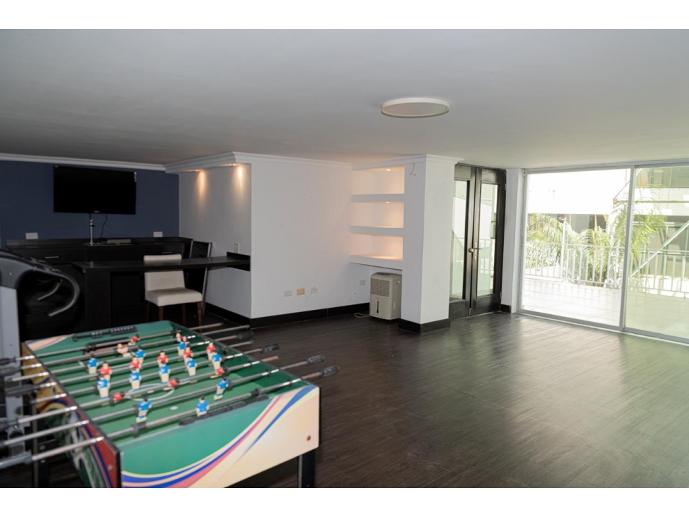 BETANIA / CASA DE 4 NIVELES / 450 m2 / TERRAZA CON PISCINA — foto 5