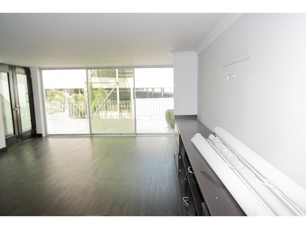 BETANIA / CASA DE 4 NIVELES / 450 m2 / TERRAZA CON PISCINA — foto 6