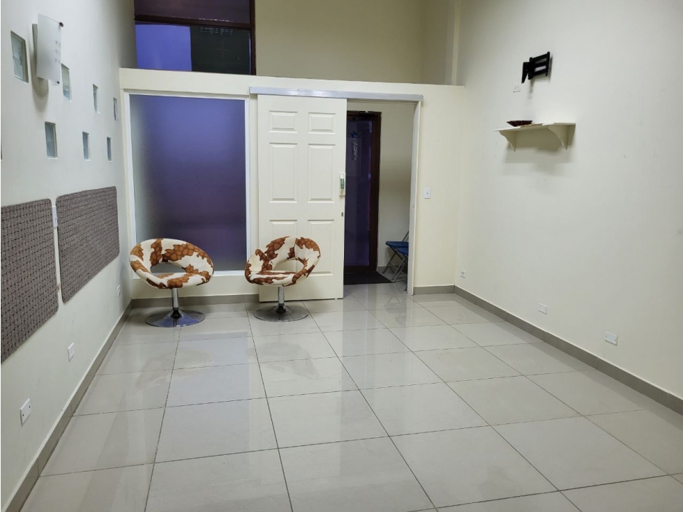 LOCAL COMERCIAL / CORONADO / THE VILLAGE MALL / 56m2 / PLANTA ALTA - 4