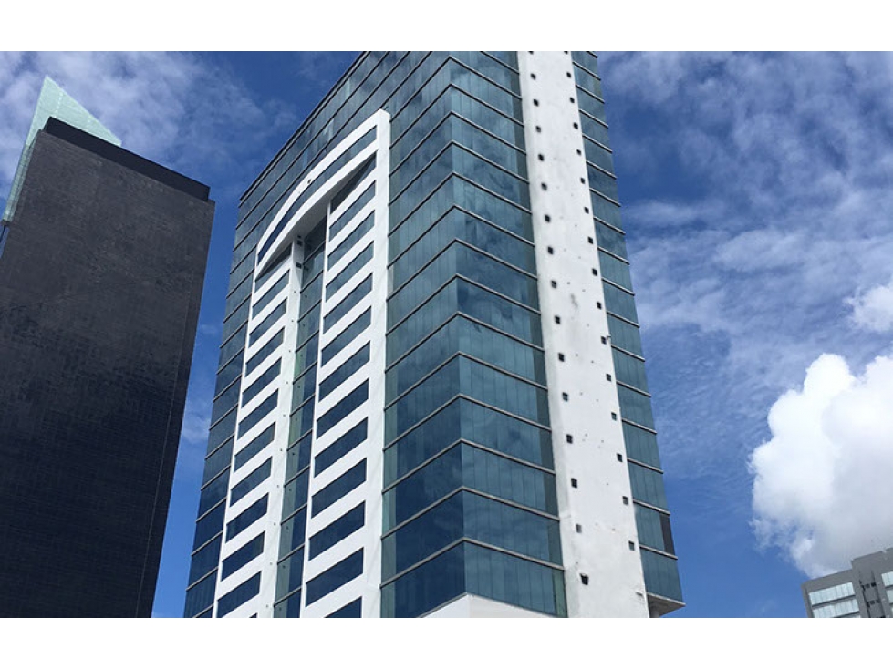 OFICINA / CALLE 50 / PH GLOBAL PLAZA / 110M / CON DIVISIONES