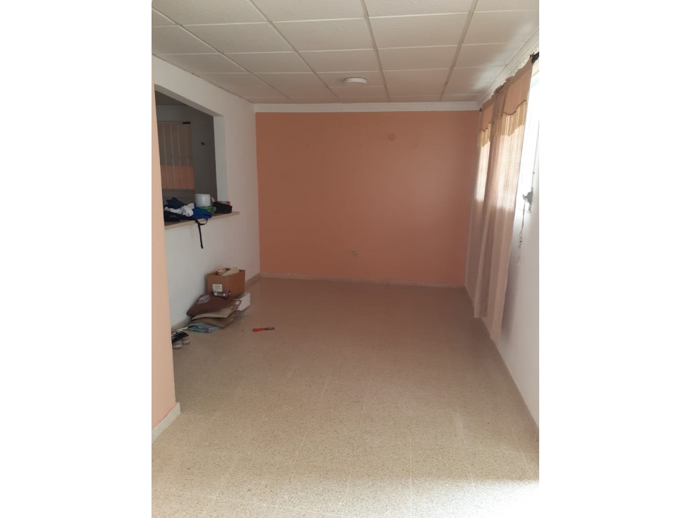 ARRAIJAN / PARQUES DEL OESTE / 240 M2 / 3 HABITACIONES / CERCADA — foto 6