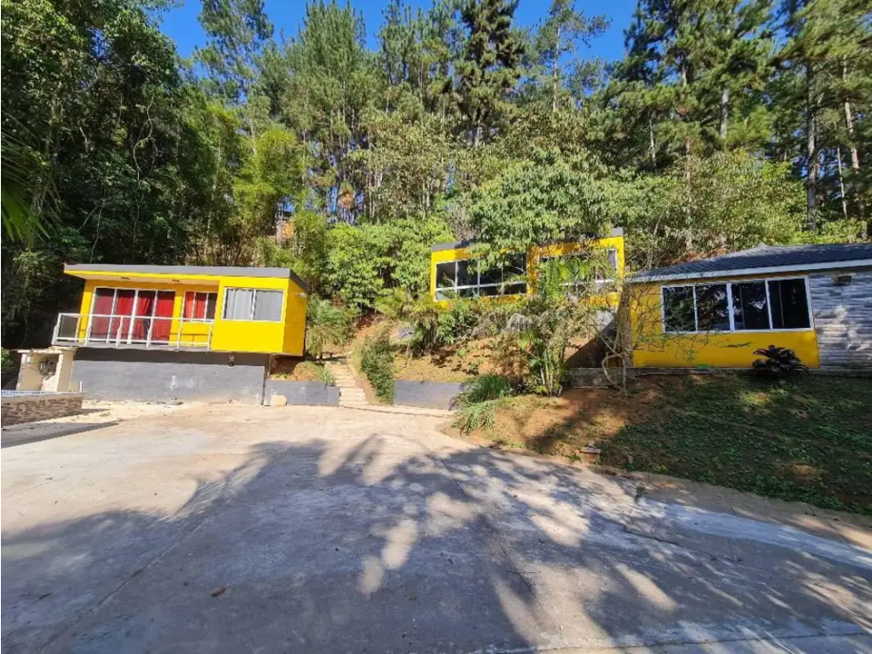 CERRO AZUL / ALTOS DE CERRO AZUL / 2446M / 3 CABAÑAS / JACUZZI
