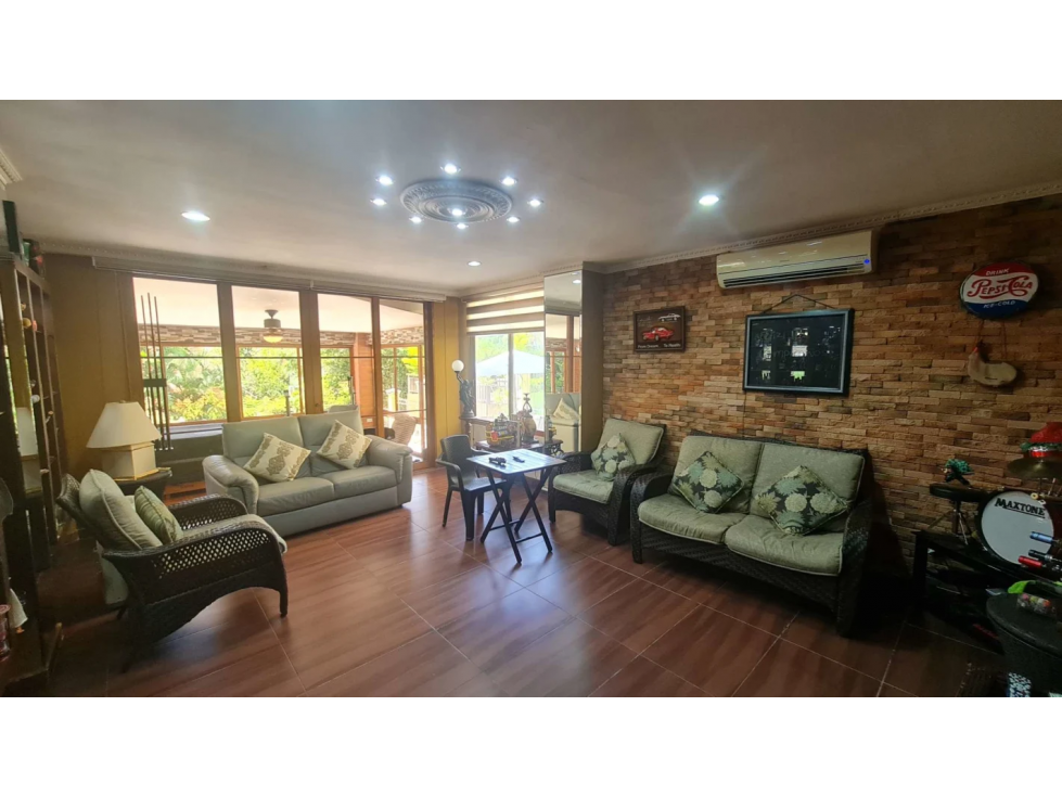 CLAYTON / CAMINO DE CRUCES / 884M / 6 HABITACION / 3 NIVEL / BALCON — foto 3