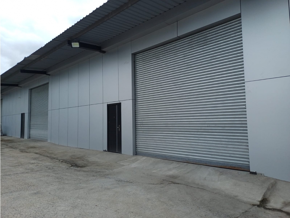 24 DE DICIEMBRE / CENTRO LOGISTICO DOS RIOS / GALERA / 170 M / VACIO