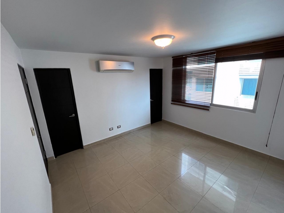 VILLA DE LAS FUENTES / PH ZAHORI / 182M / 3 HABITACION / 2 PARKING — foto 4
