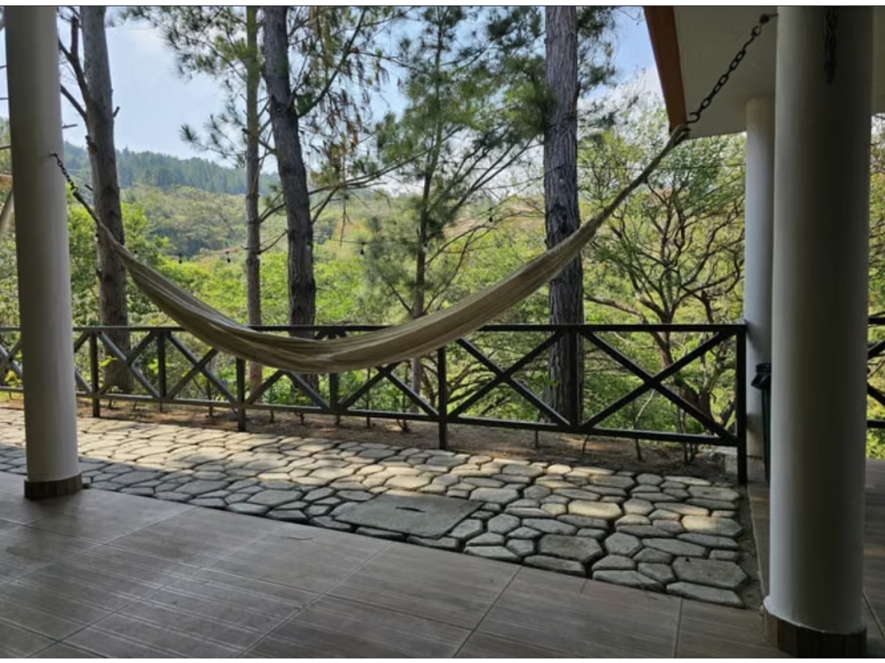 SE VENDE CASA EN CHAME ALTOS DE MARIA 1070 M2 CON CLIMAS FRESCOS
