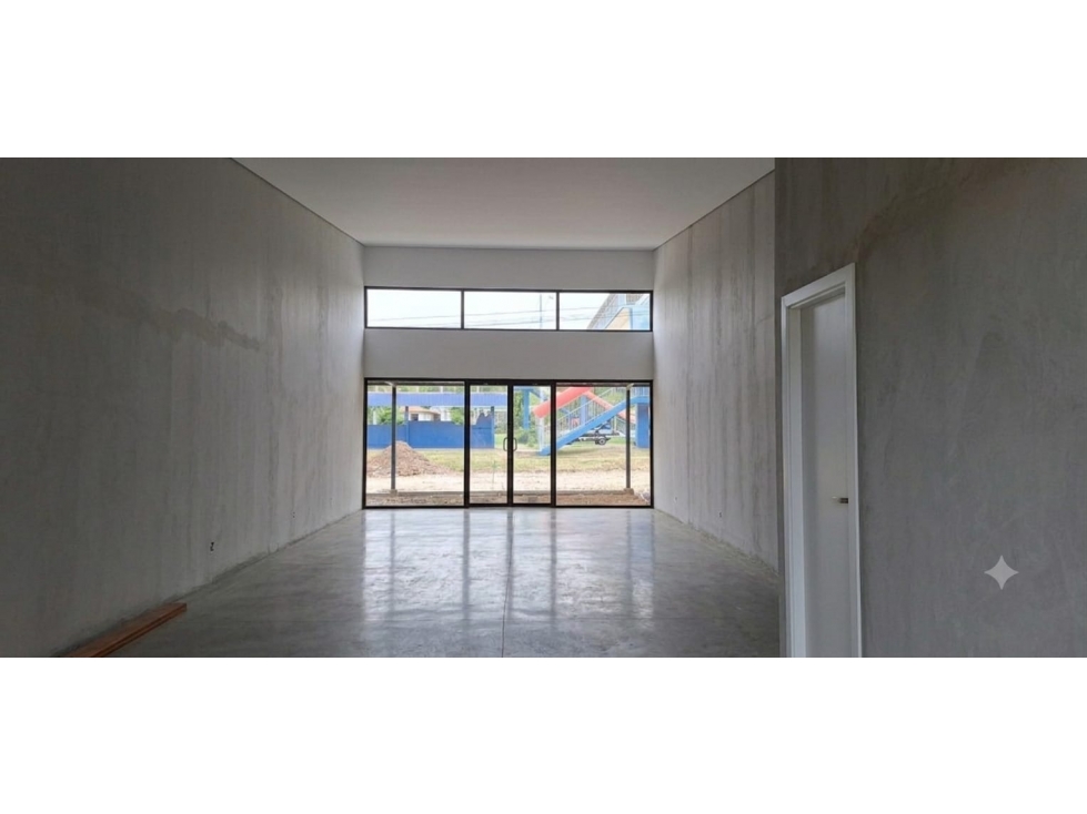 SE ALQUILA LOCAL COMERCIAL 120M EN SAN CARLOS SOBRE VIA ASFALTADA — foto 2