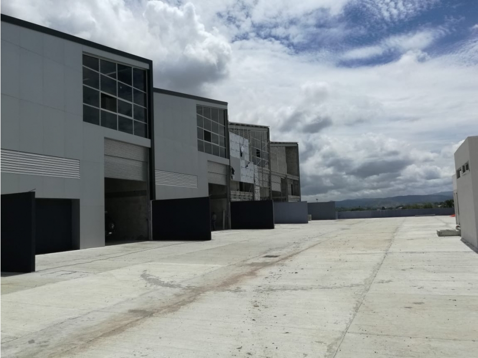 BODEGA / PARQUE INDUSTRIAL / MILLA 8 / 1,603M / MEZZANINE A ESTRENAR