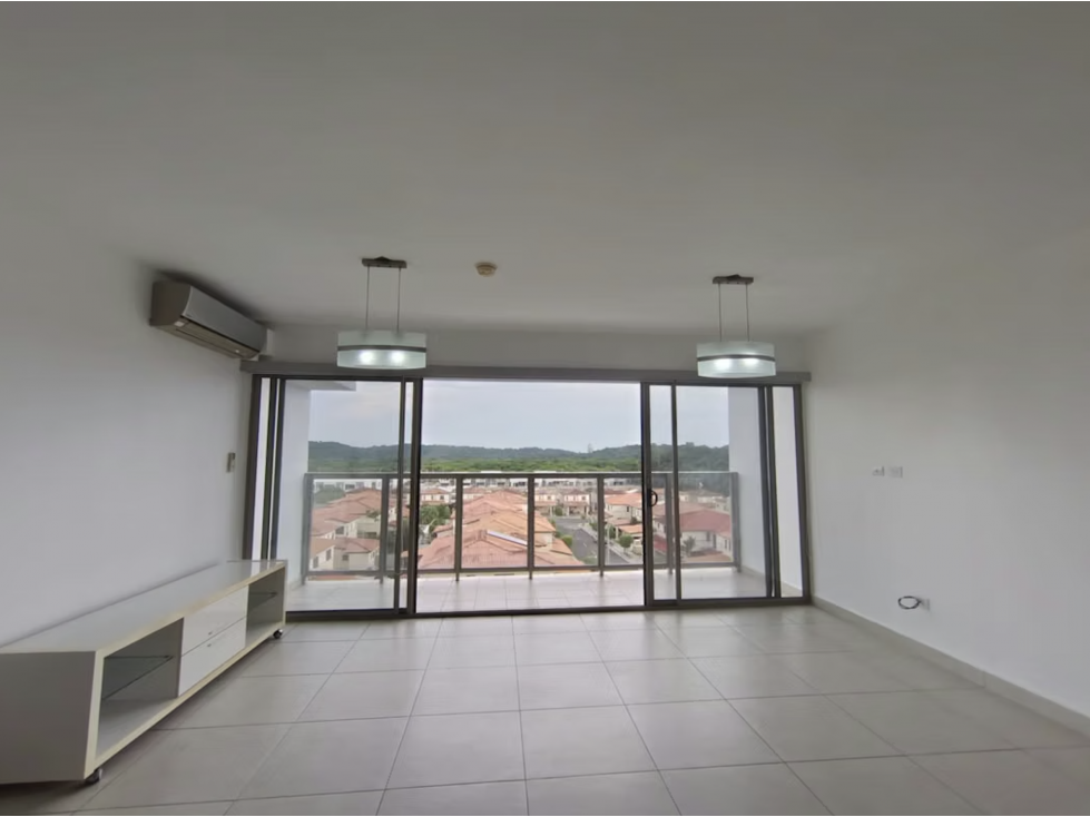 SE ALQUILA APARTAMENTO 100M EN PANAMA PACIFICO PH MIDRISE VACIO — foto 2