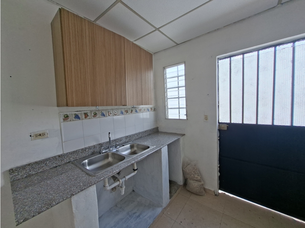 PEDREGAL / VILLALOBOS / 223M / 3 HABITACIONES / 1 BAÑO / TERRAZA — foto 5