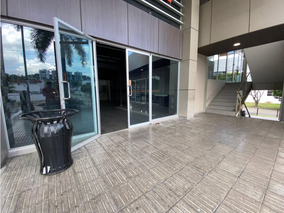 LOCAL COMERCIAL / ALTOS DE PANAMA / 196 M2 / PLAZA NORTE / 2 NIVEL — foto 4