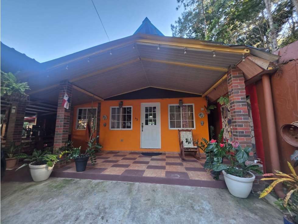 SE VENDE TERRENO CON 2 CABAÑAS Y 1 CASA EN ALTOS DE CERRO AZUL 1998M - 4