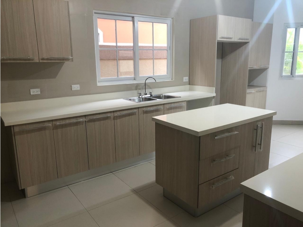 A ESTRENAR / COSTA SUR / EL DORAL / 351M / 4 HABITACIONES / VACIA — foto 5