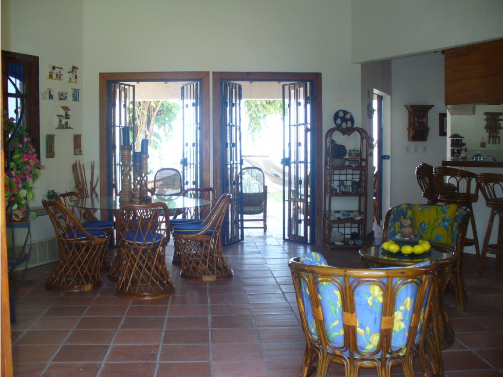 TERRENO / CHAME / 2,475 M2 / CORONADO / FRENTE A LA PLAYA — foto 3