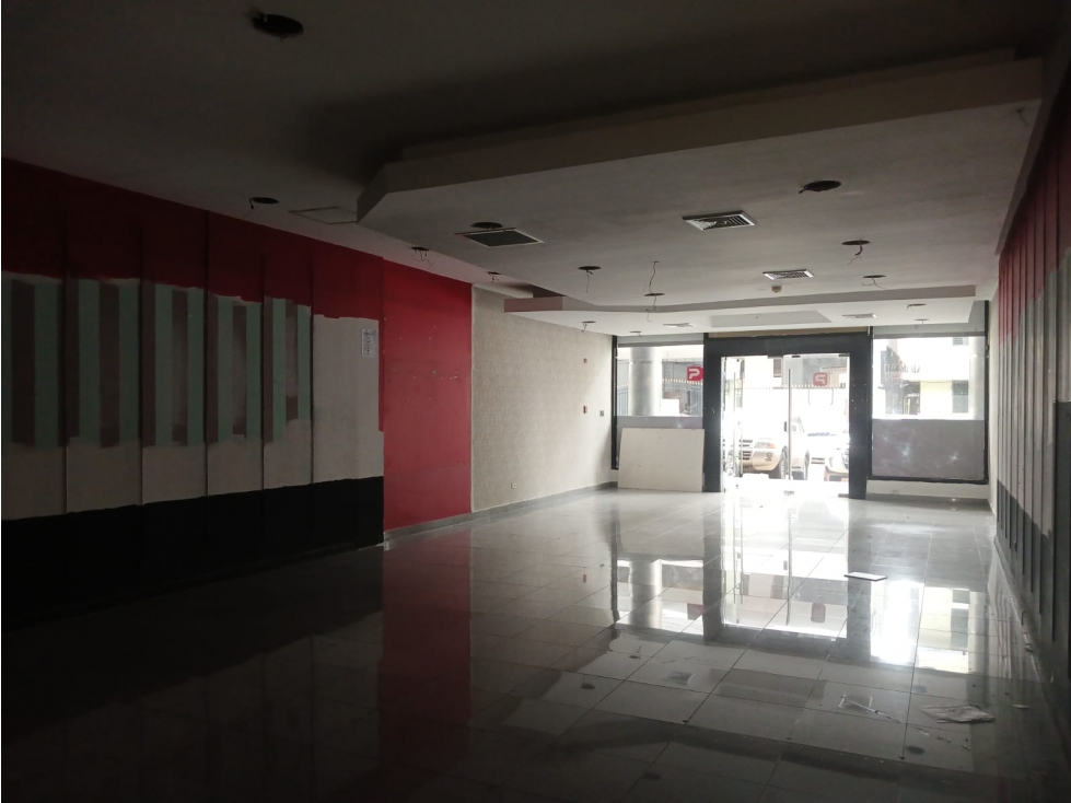SE ALQUILA LOCAL COMERCIAL OBARRIO PLAZA TIME SQUARE 130M PLANTA BAJA — foto 6