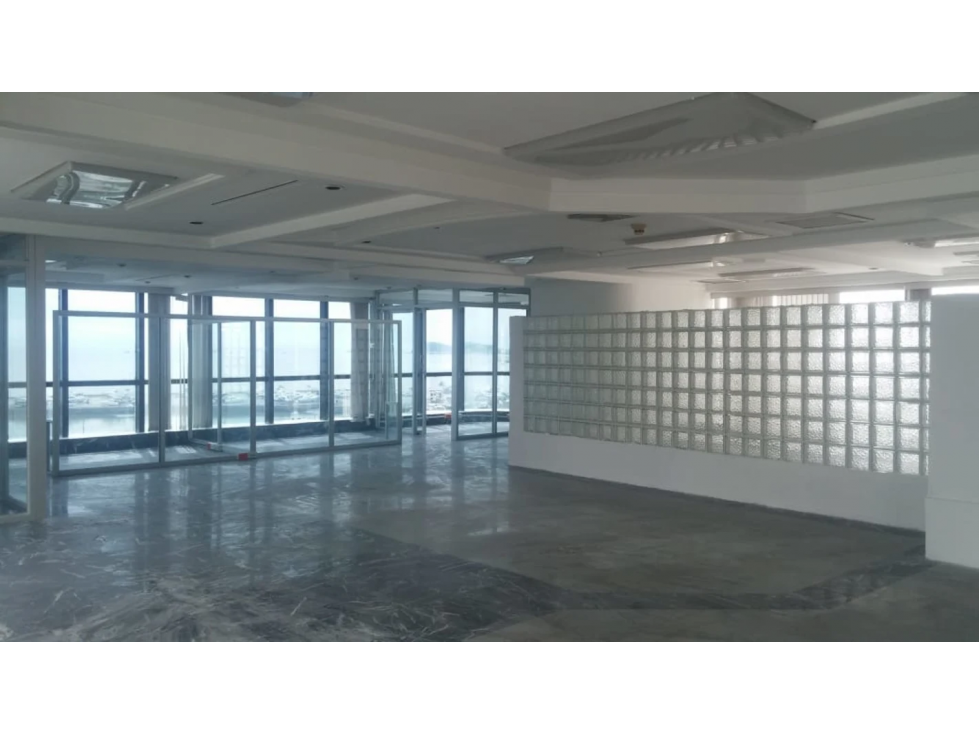OFICINA / AVE. BALBOA / TORRE BAC / 250M / TIPO LOFT / AIRE A. / VACIA