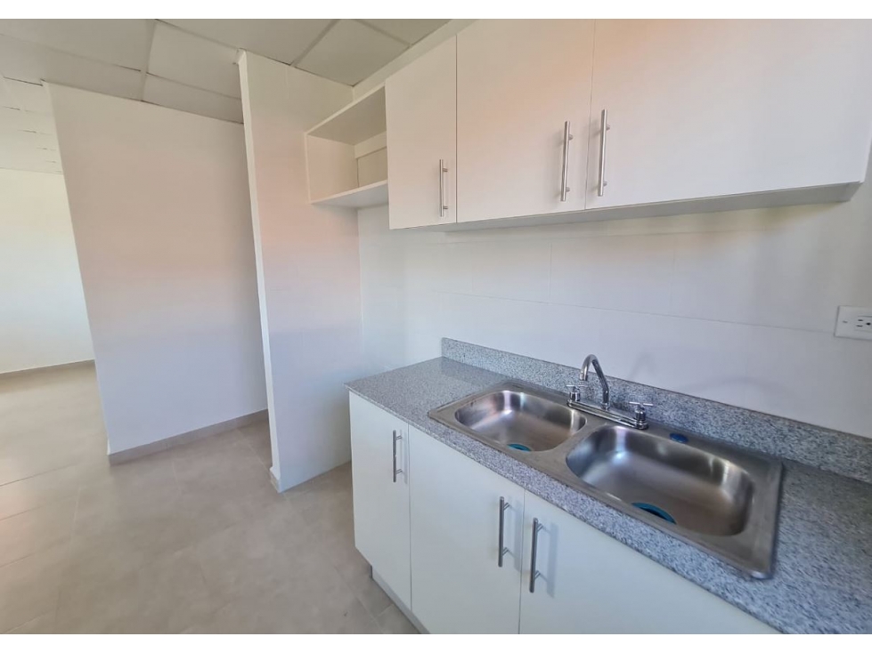 ARRAIJAN / ALTOS DE CERRO TIGRE / 200M / 3 HABITACION / TERRAZA — foto 4
