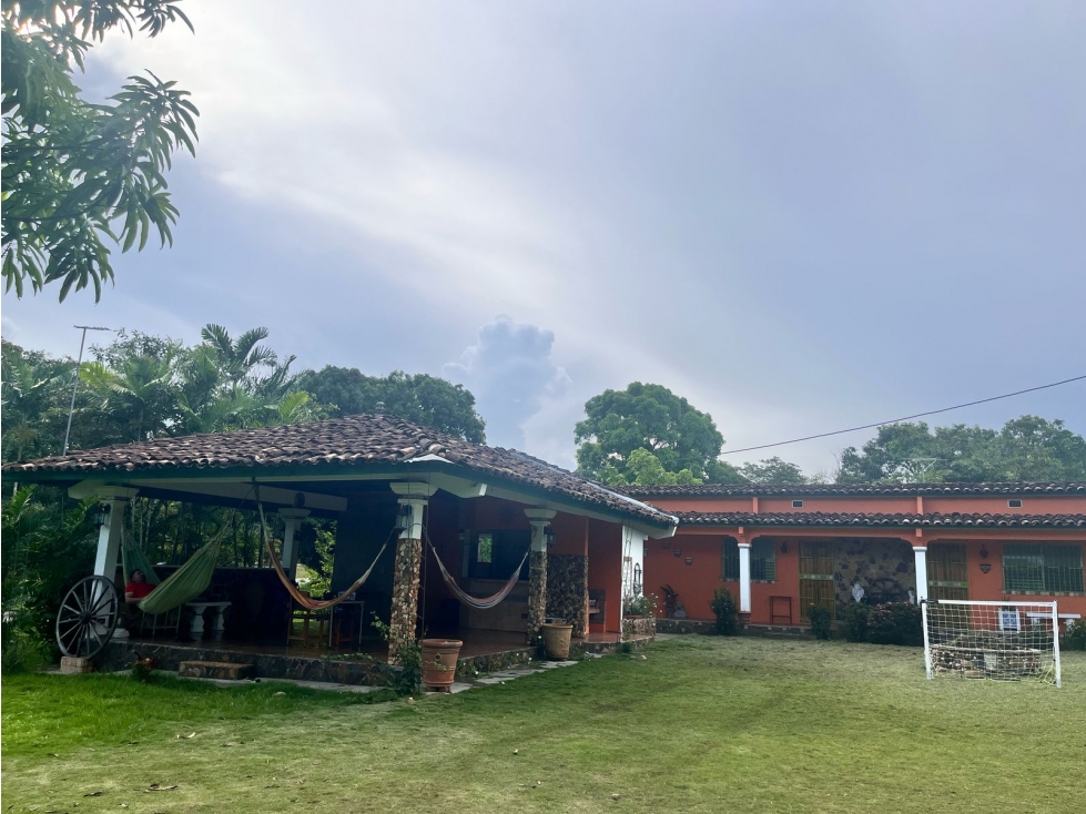 PENONOME / 2390 M / 3 HABITACION + CASA DE HUESPED / BOHIO