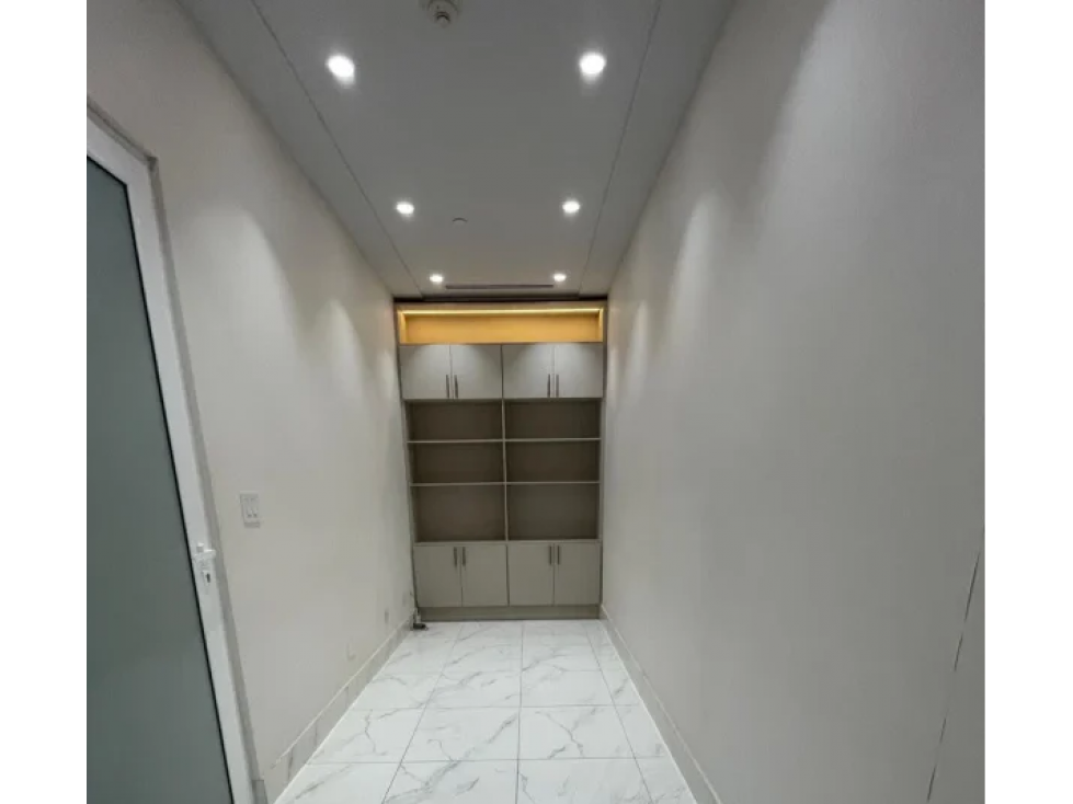 SE VENDE CONSULTORIO 43M EN TOWN CENTER COSTA DEL ESTE INSONORIZADO