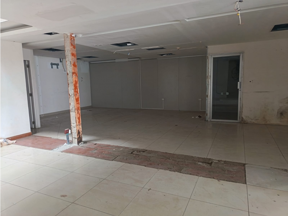 PLAZA DEL ESTE CENTER / LLANO BONITO / 550M / GALERA CON LOCAL - 6