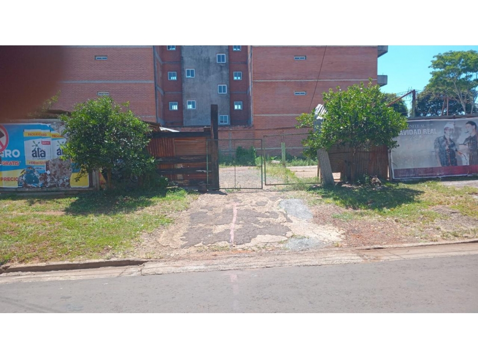 VENTA TERRENO sobre avenida y en esquina - 3