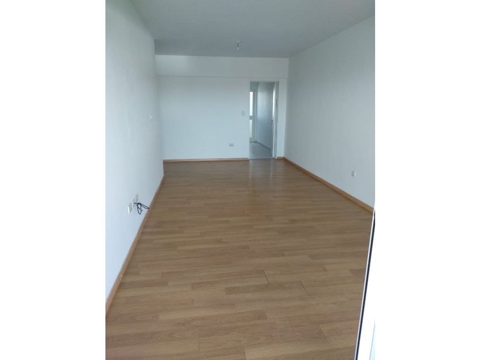 VENDO DEPARTAMENTO 2 DORMITORIOS c/ Cochera - Micro Centro Posadas — foto 2