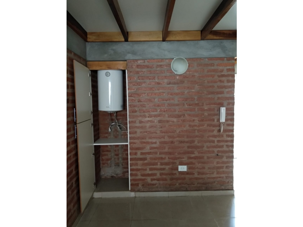Departamento tipo Dúplex con patio y parrilla - 4