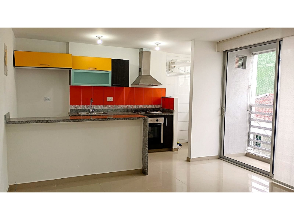 SE ARRIENDA APARTAMENTO EN ANDALUCIA