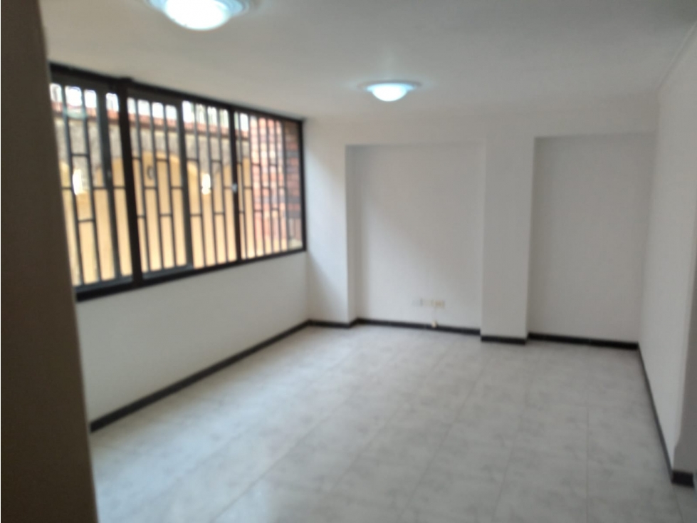 APARTAESTUDIO EN ARRIENDO TABOR