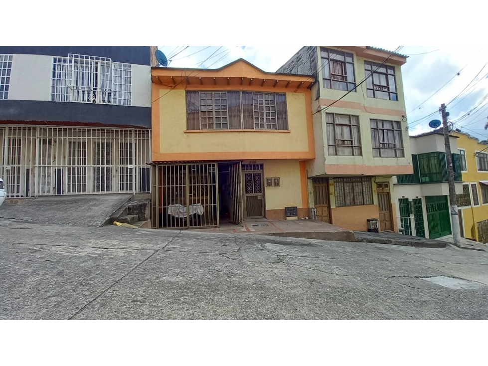 Venta casa bifamiliar El Bosque