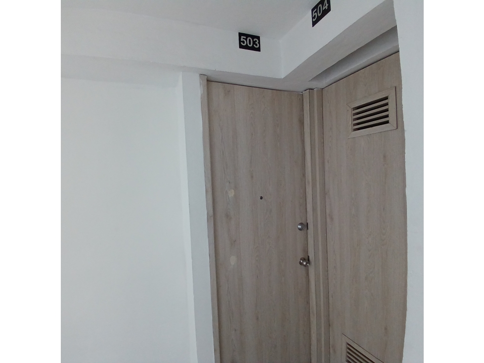 Arriendo Apto 503 Edf Pilotto Calle 25 # 11-22 — foto 2