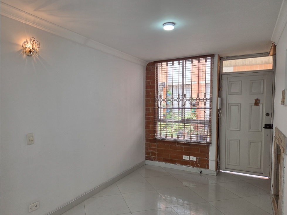 CASA SE VENDE CASA CAJICA CUNDINAMARCA - 1