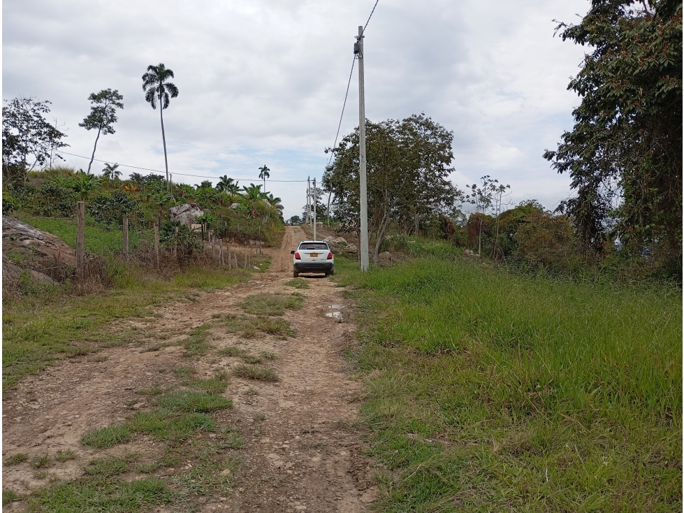 LOTE SE VENDE MESITAS DEL COLEGIO CUNDINAMARCA - 4