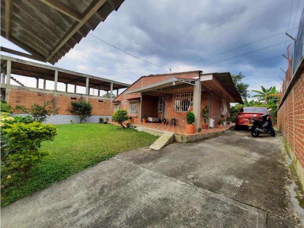 Casa Campestre Independiente 4 alcobas Tribunas Pereira — foto 3