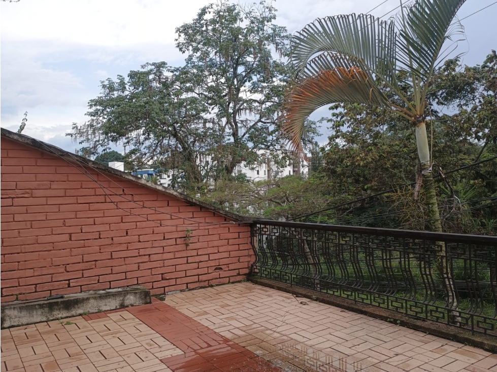 Casa 5 alcobas Maraya Pereira