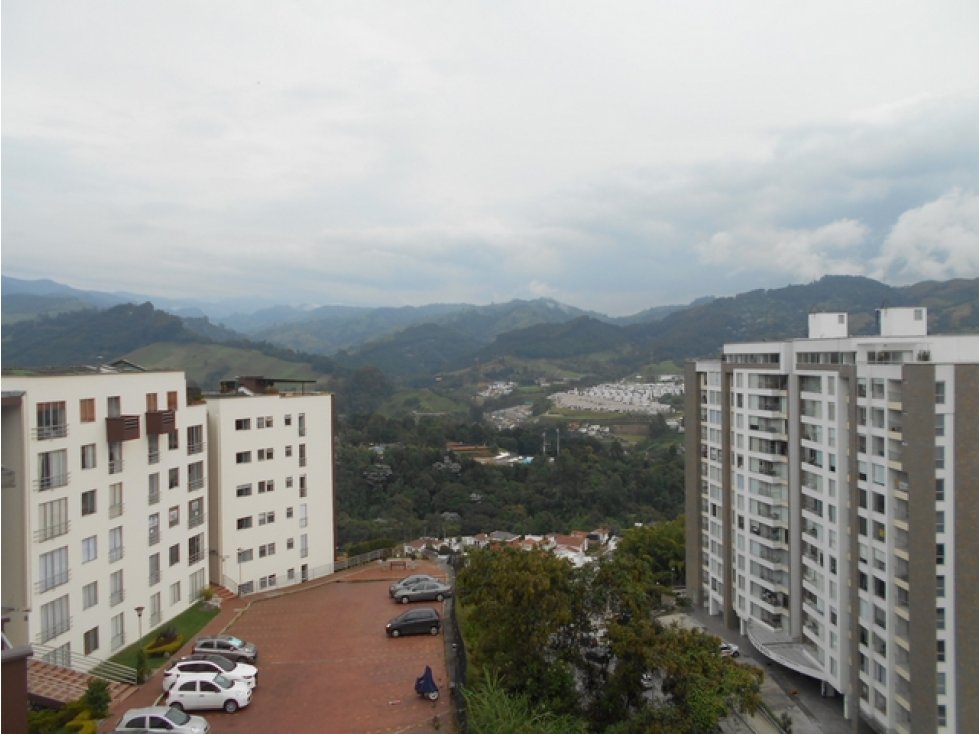 Apartamento 6 alcobas El Trébol Manizales — foto 2