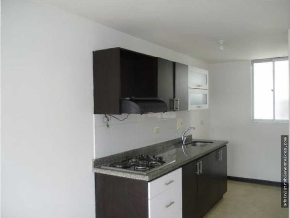 Apartamento 3 alcobas Conjunto Cerrado Av. Santander Manizales