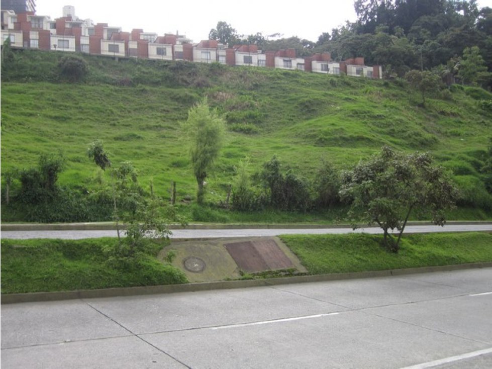 Lote La Rambla Avenida Kevin Angel Manizales — foto 3