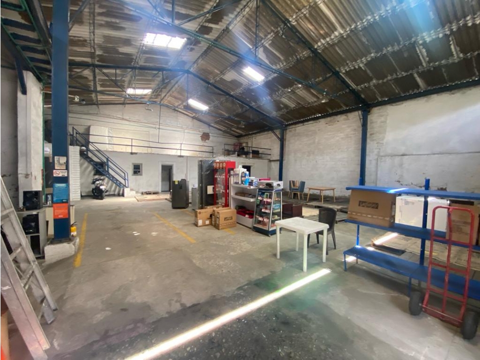 Bodega en venta en Medellín sector Prado Centro