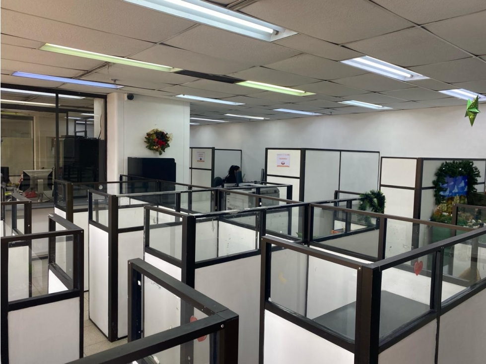 Oficina en venta en Medellín sector Parque Berrio