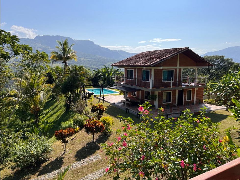 Finca en venta a 12 minutos de la Pintada - 1