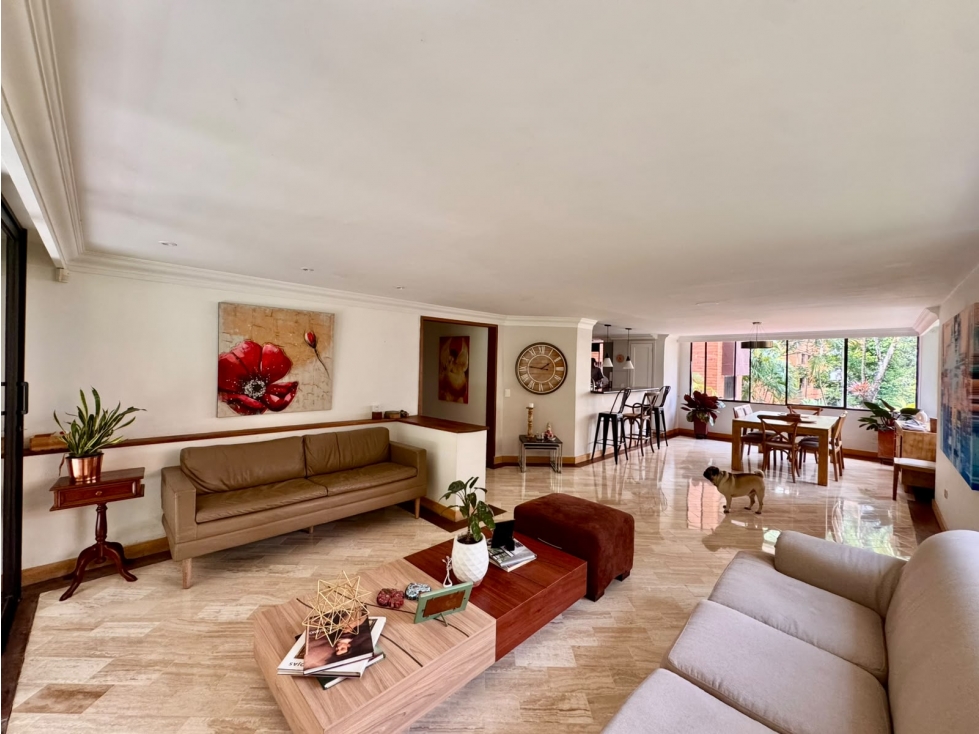 Apartamento en venta en El Poblado, La Toja