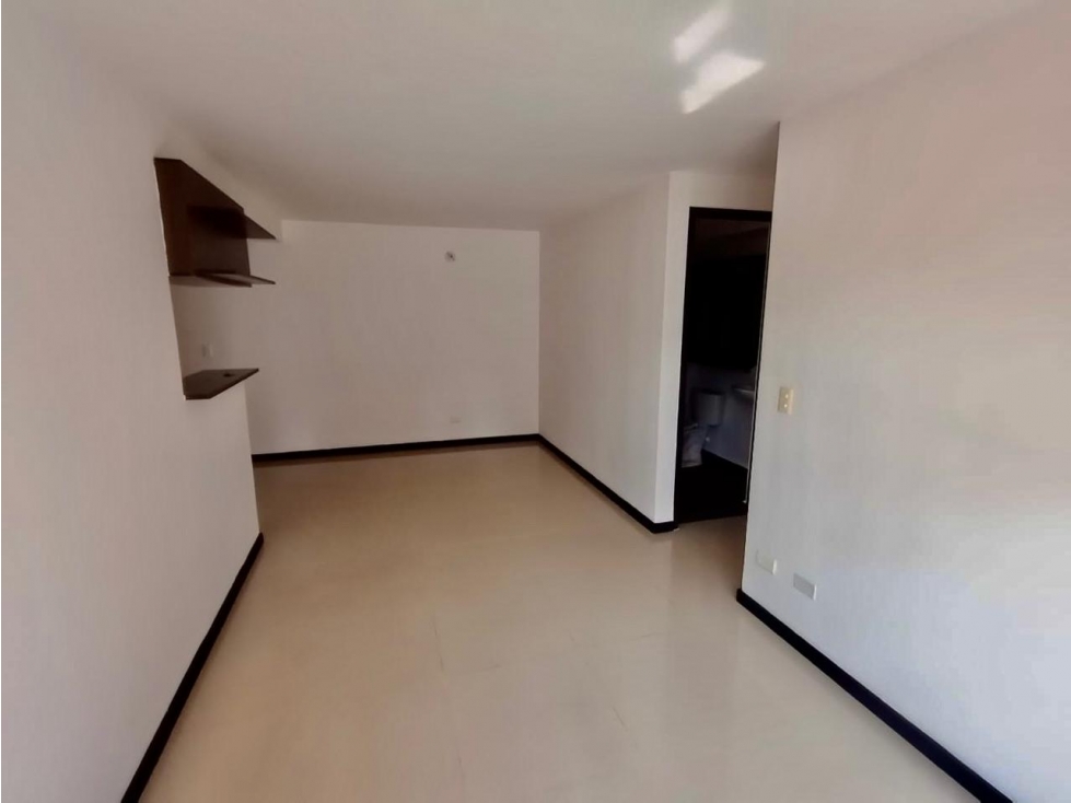 Apartamento en venta en Sabaneta sector Loma de San José — foto 3