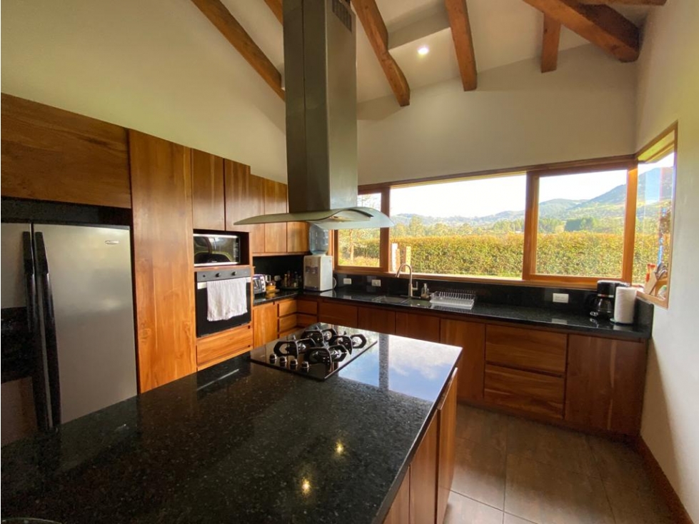 Espectacular casa en venta en La Ceja vía La Unión - 6