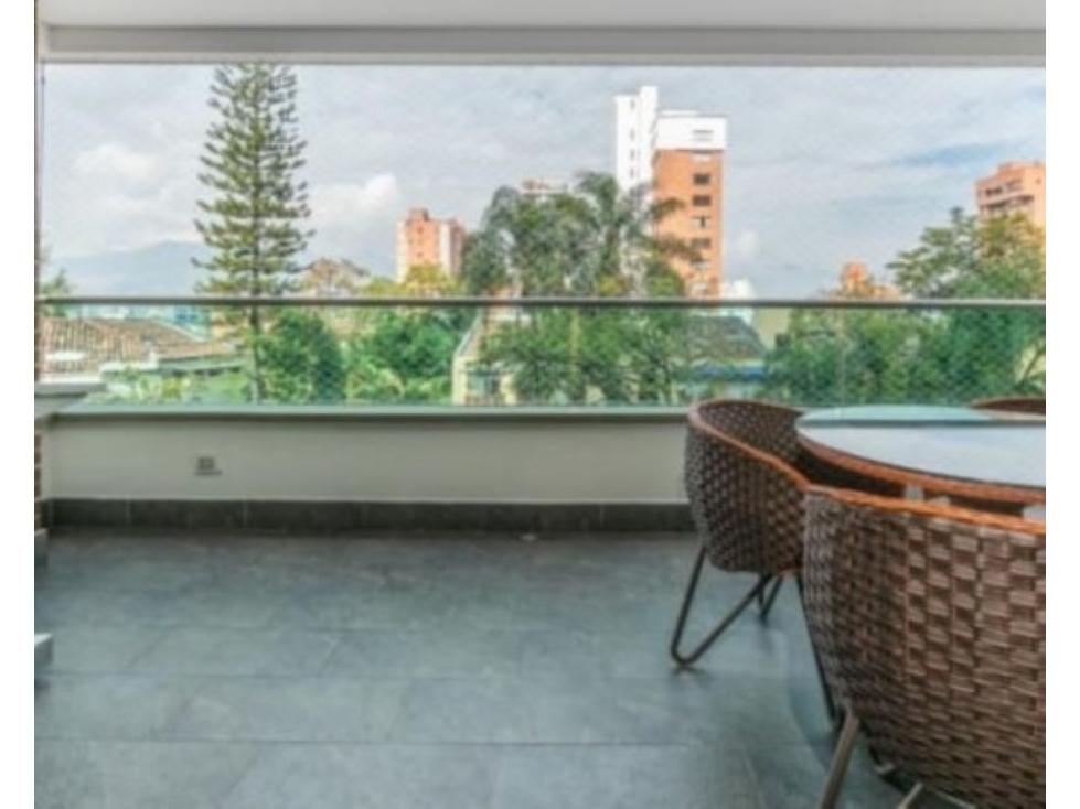 Apartamento en venta en El Poblado sector Loma de Los Parra — foto 6