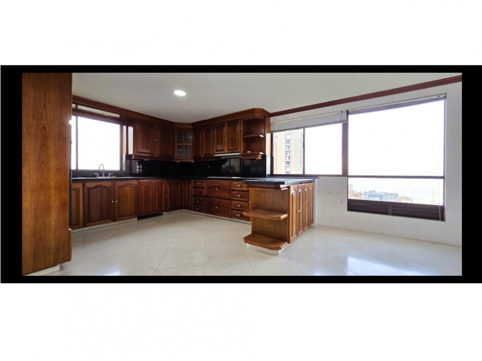 Apartamento en venta en El Poblado sector El Tesoro — foto 5