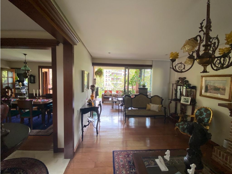 Casa en venta en El Poblado sector El Tesoro — foto 2